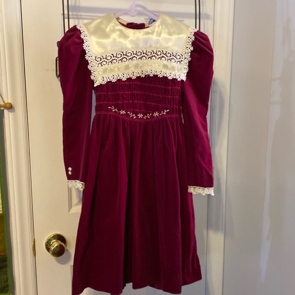 Vintage Polly Flinders Christmas Holiday dress, smocked, bib front, size 7 - Picture 1 of 11